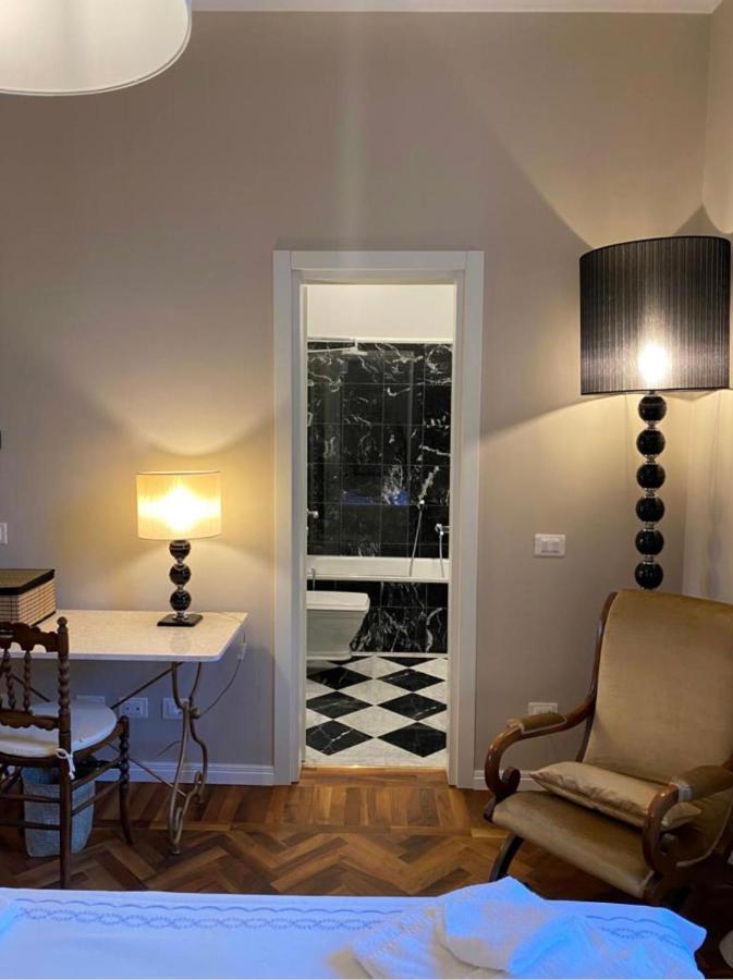 Charming Apt In San Frediano Apartment Флоренция Екстериор снимка